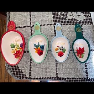 Vintage Decorative Ceramic Measuring Cups Beautiful, Set of 4